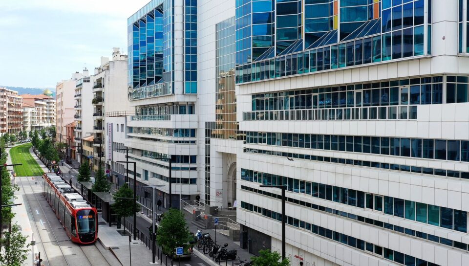 HÔPITAL LENVAL - Hopital - Urgences Enfants à Nice