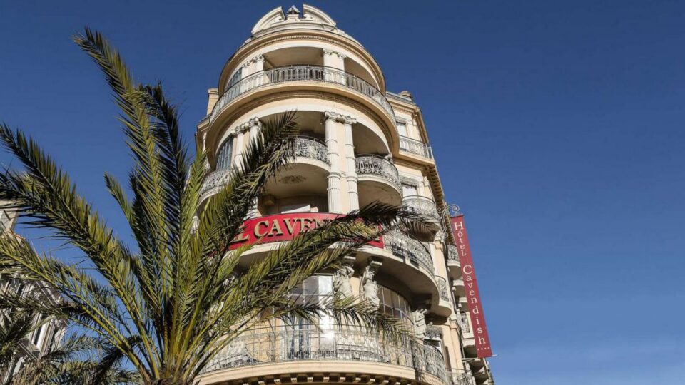 HÔTEL LE CAVENDISH CANNES - Hôtel 4 étoiles Cannes