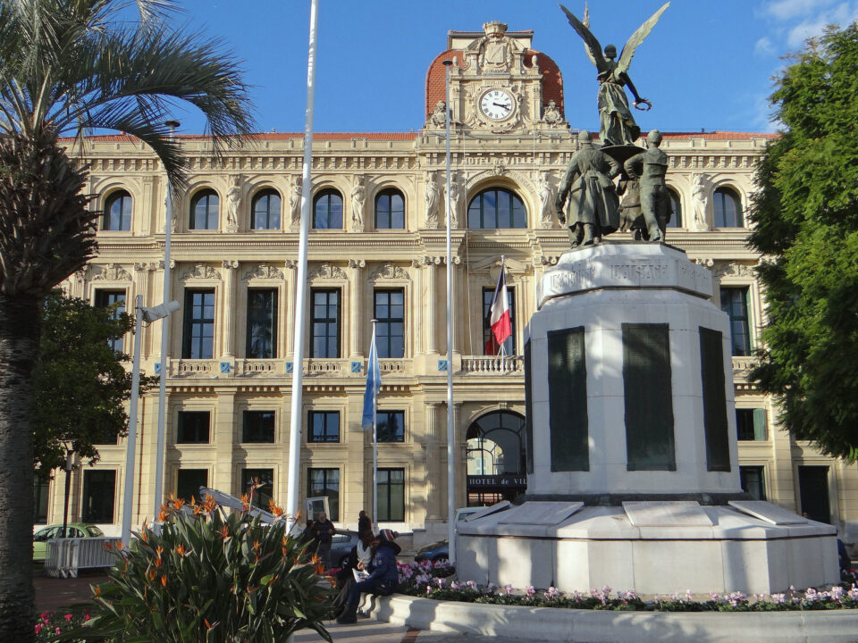 Hôtel de ville (Mairie de Cannes) - Monuments à Cannes