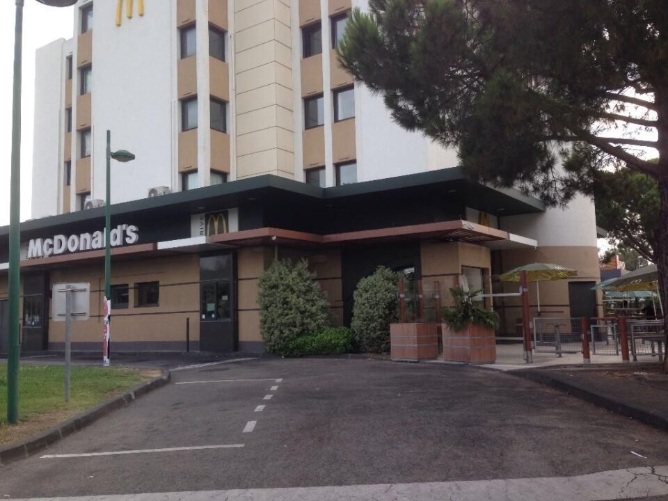 Mc Donald's Cannes