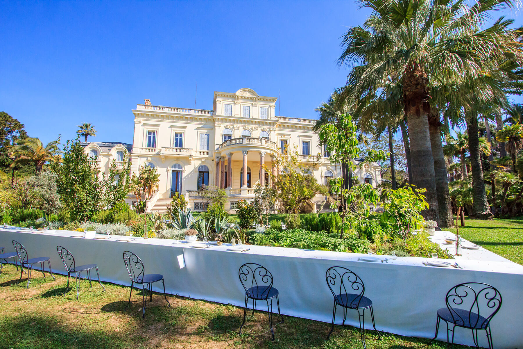 Médiathèque Noailles - Médiathèques à Cannes